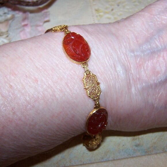 Art Deco 14K Gold Carved Carnelian Flower Filigree Link Bracelet - 7" Long - Picture 2 of 8
